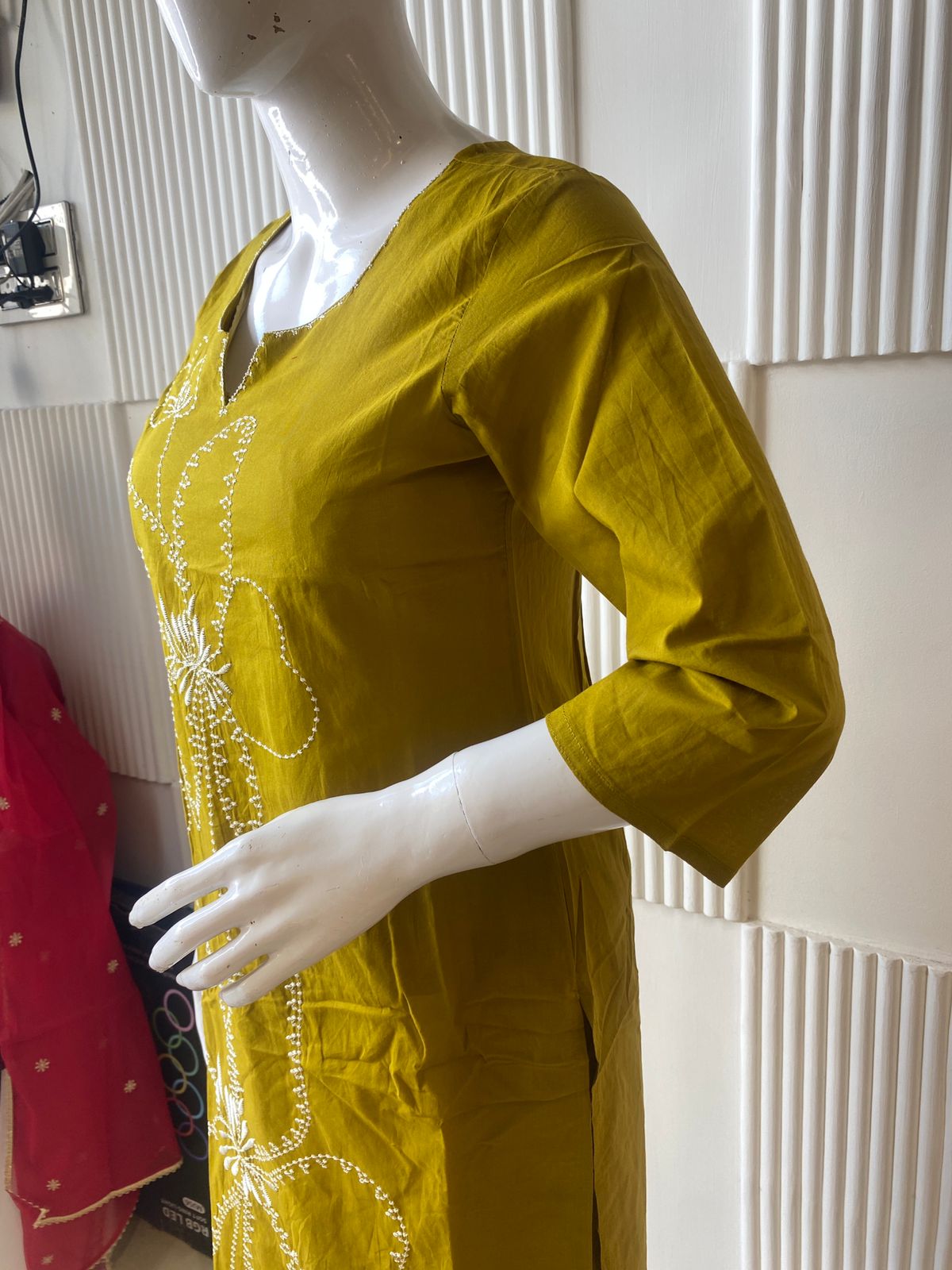 Olive Bloom Floral Print Kurti Set - Image 4