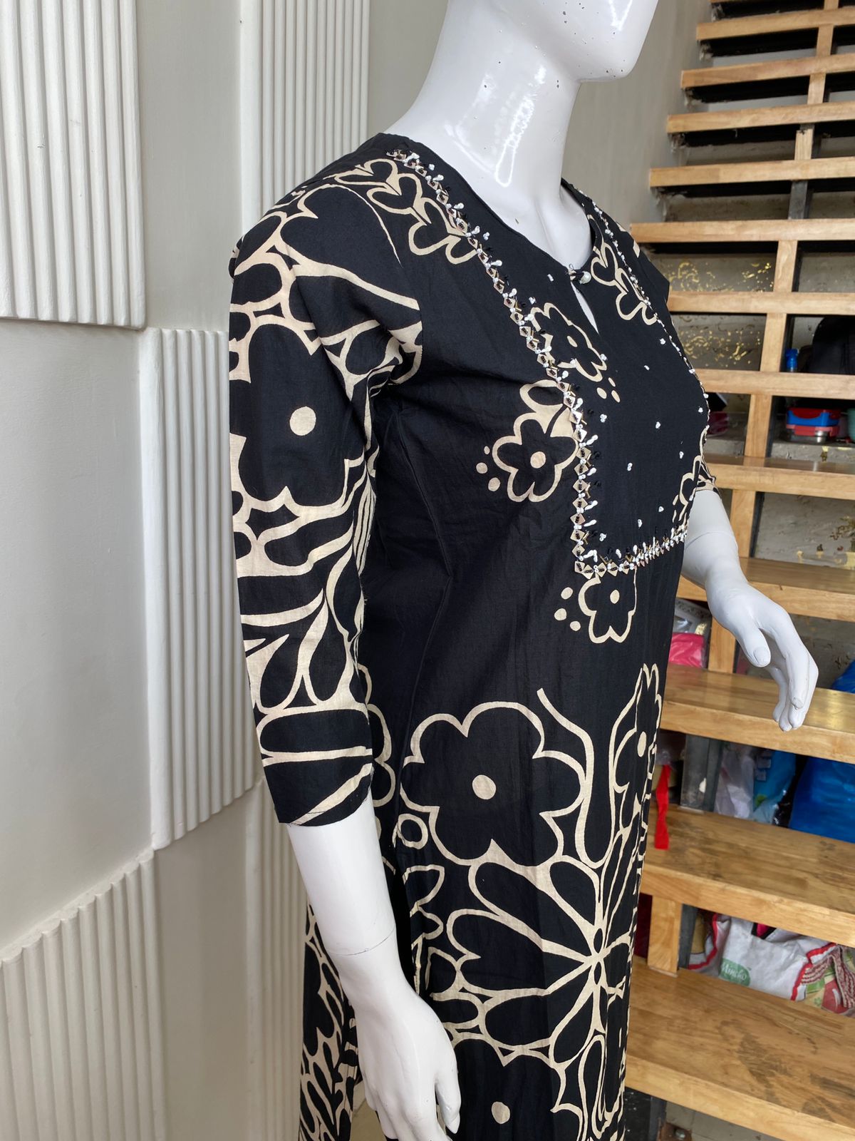 Black Floral Print Kurti Set - Image 3