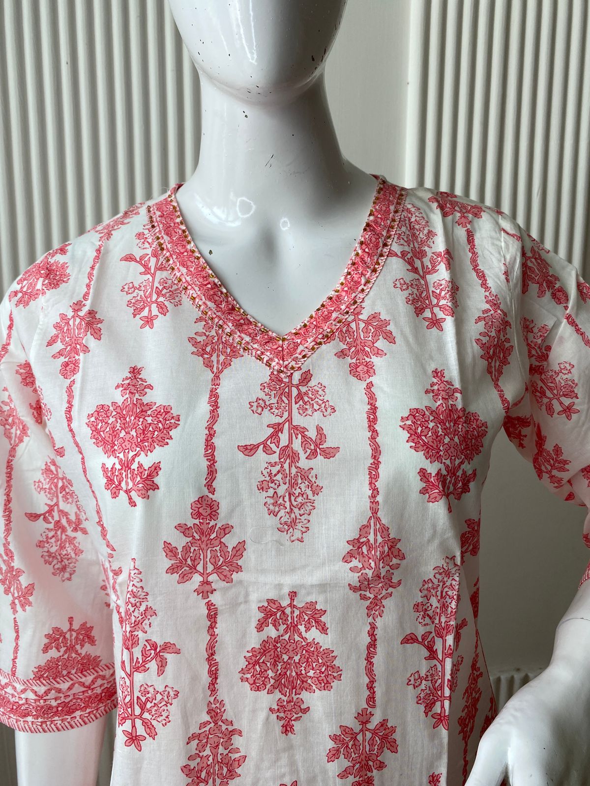 White & Pink Floral Printed Kurti Set with Striped Pants - Image 2