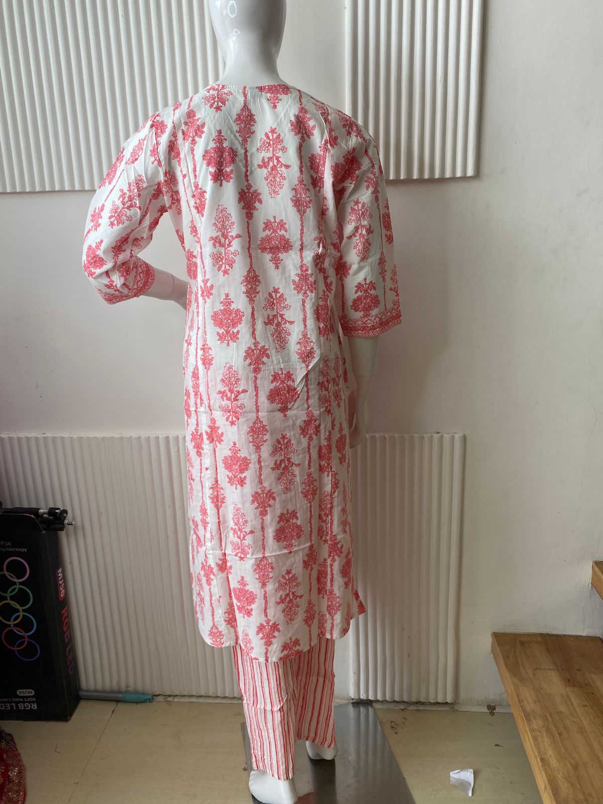 White & Pink Floral Printed Kurti Set with Striped Pants - Image 3