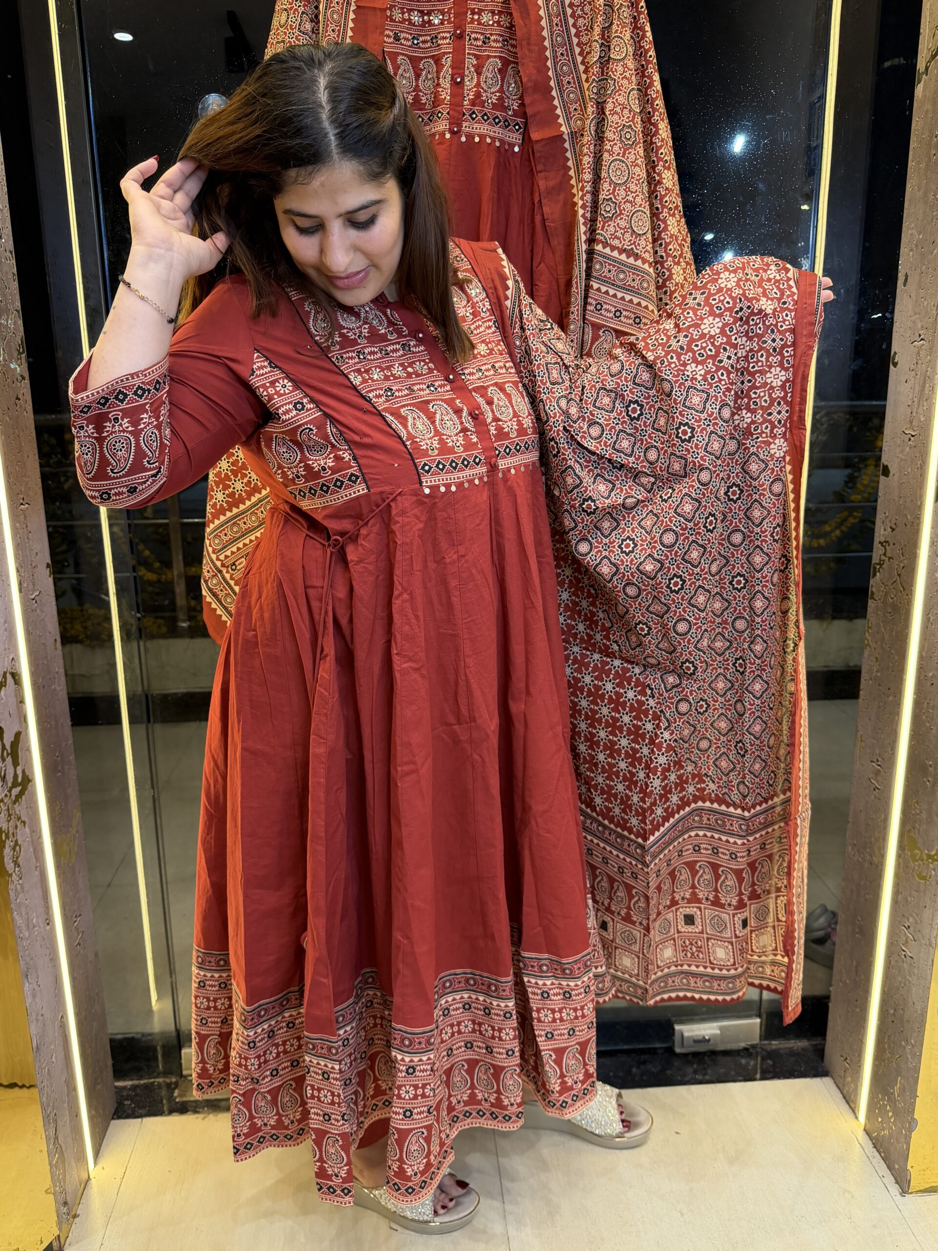 Pure Mull Cottan Dark Mehroon A-Line Straight Kurti With Paints & Dupatta Set