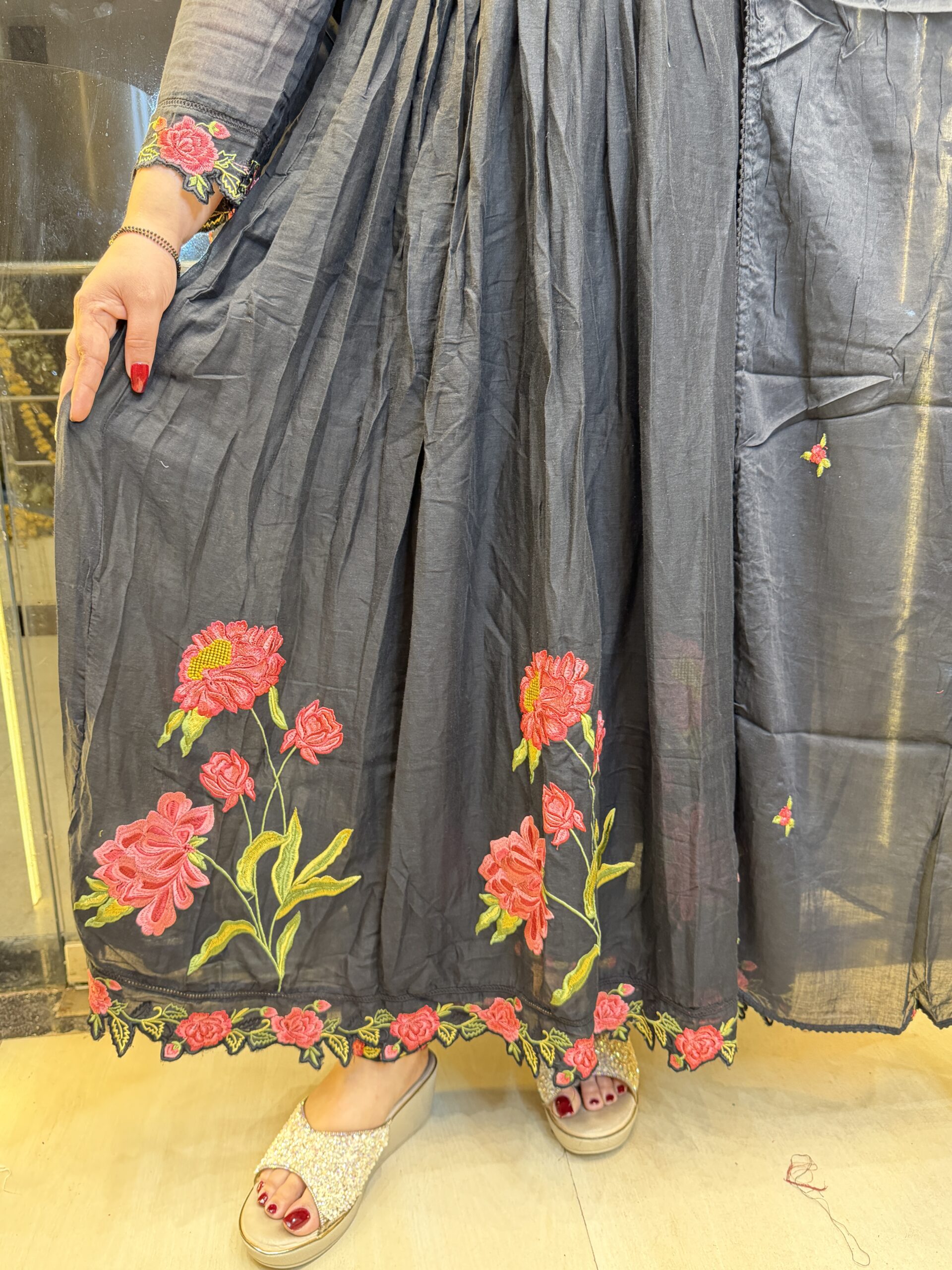 Pure Mul-Mul Cottan Black Anarkali Suit With Paints & Dupatta (15) - Image 3