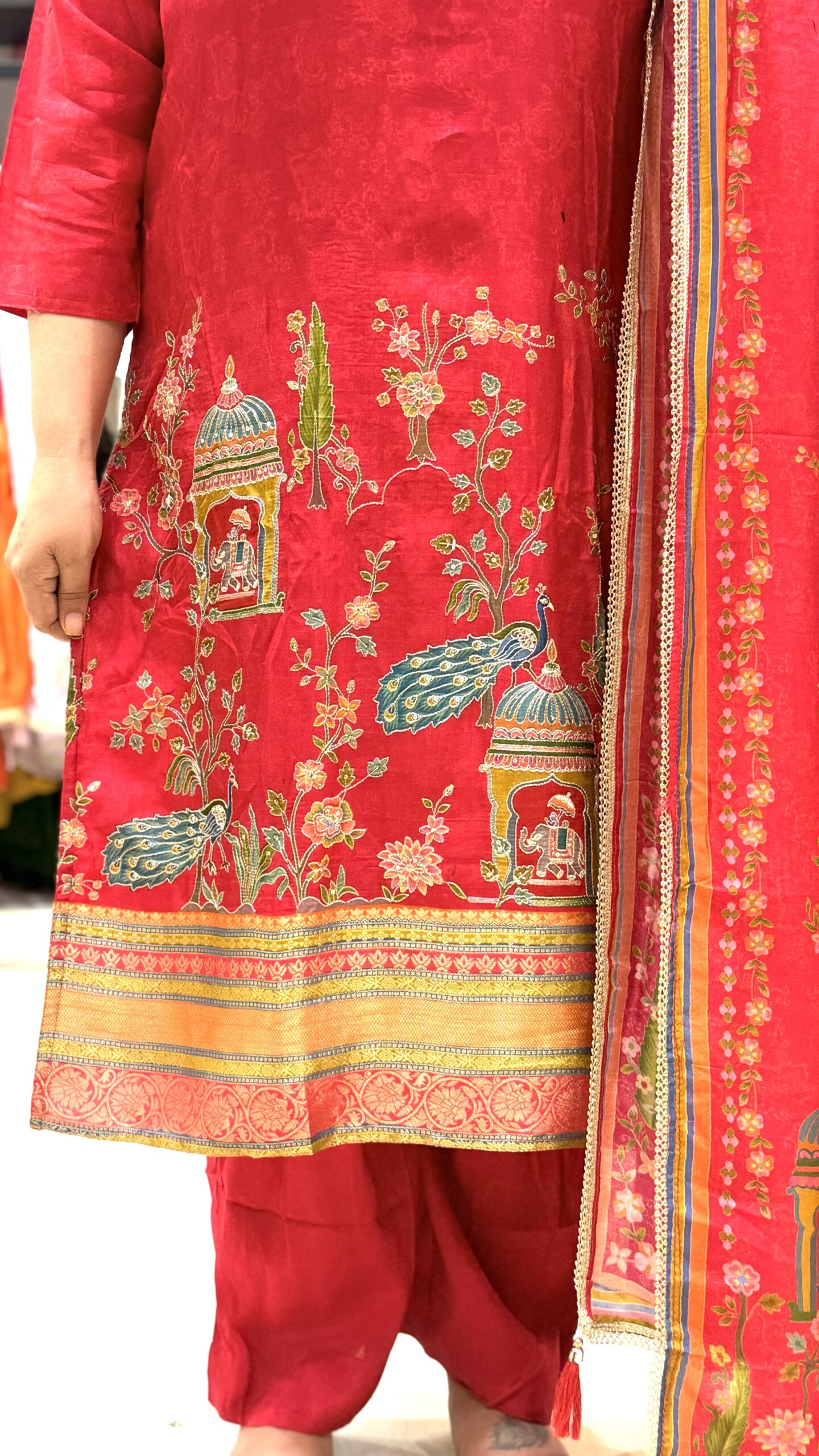 Heavy Crepe Straight Suit – Elegant Party Wear Collection - Image 3